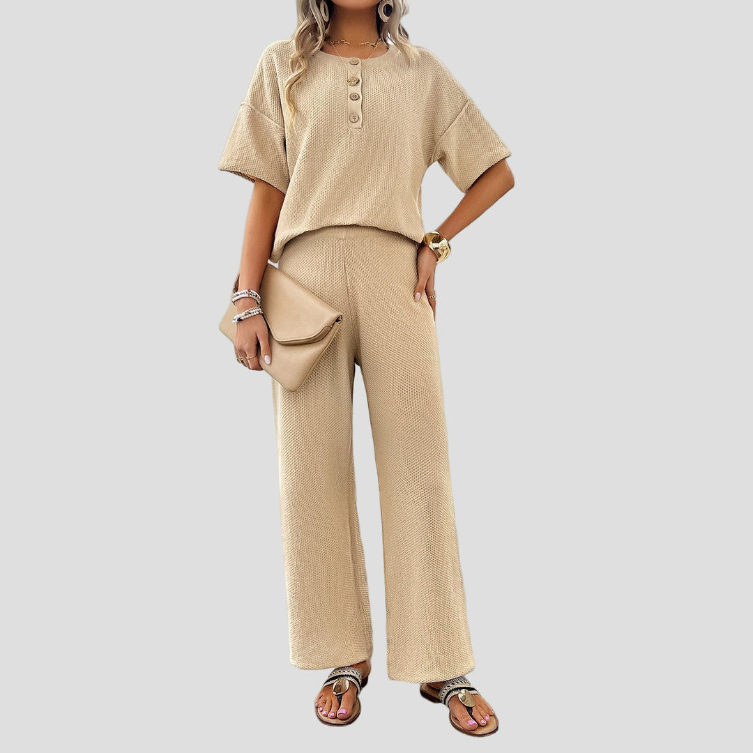 Lilia | Cozy Two Piece Set - MAISON EMILY