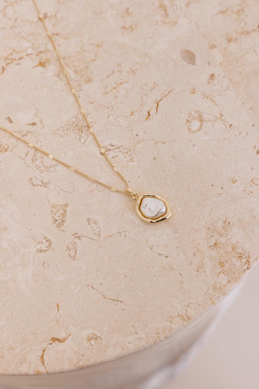 Unique Pearl | 18K Gold Plated Necklace - MAISON EMILY
